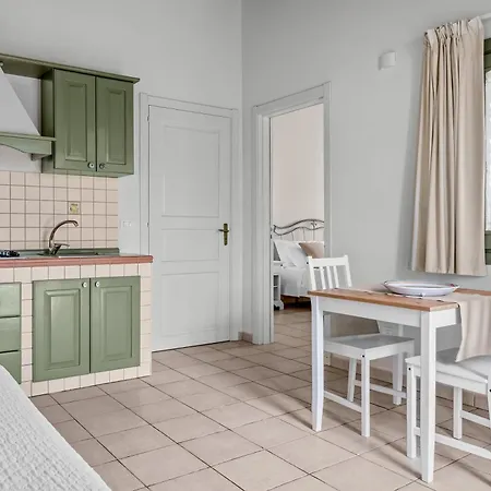 Hotel Terra Dei Limoni 3*